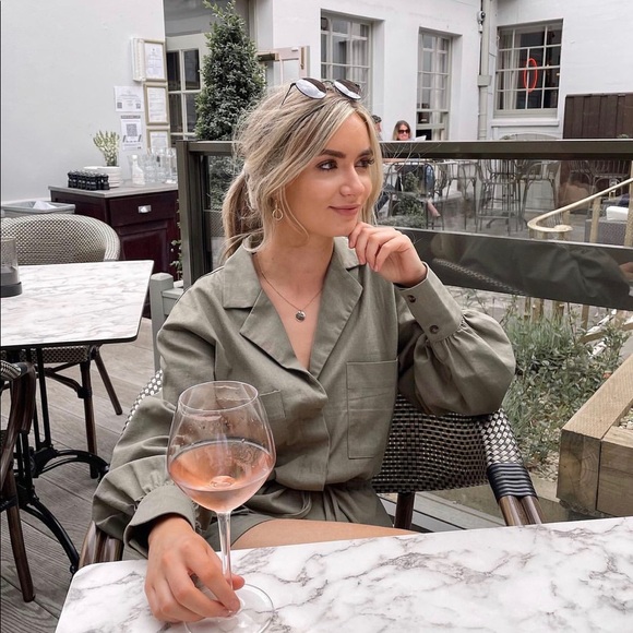 Pretty Lavish Playsuit / Romper - Picture 4 of 7